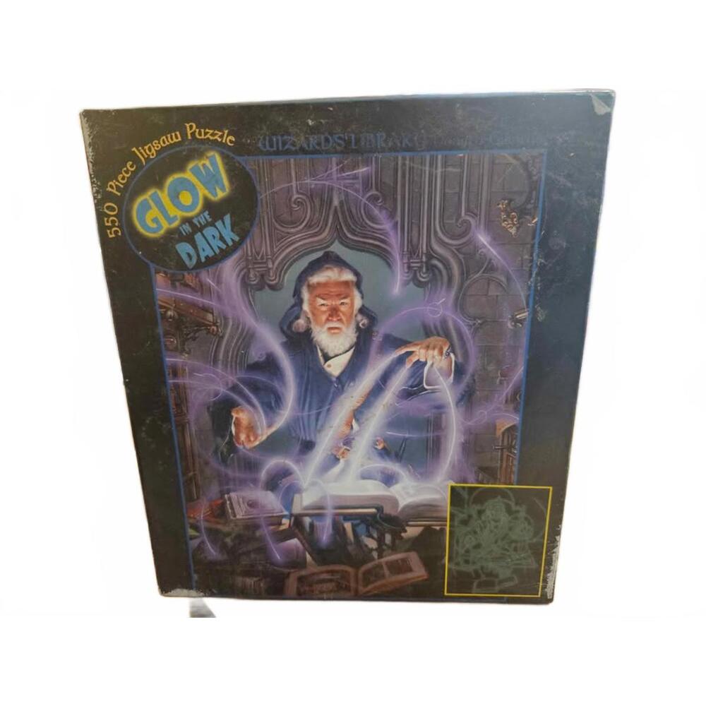 NIB 550 piece jigsaw puzzle - glow in the dark